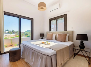 Sanders River Plaza Limassol Apartment