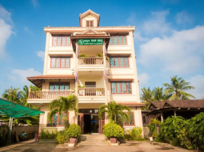 Kampong Thom Village Hotel