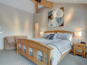 3 Mulligan-On Golf Crse-4BR/3BA