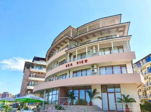802, spacy apm with sea view.