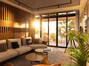 Deluxe 2BR Apartment at Anantara North Residences