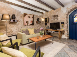 Awesome Home in Dobrinj With Wifi and 2 Bedrooms