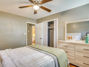 Modern Lakeland Vacation Rental: Patio & BBQ Grill