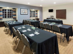 Microtel Inn & Suites by Wyndham Baton Rouge Airport