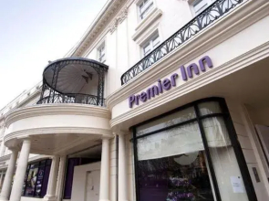 Premier Inn Leamington Spa Town Centre