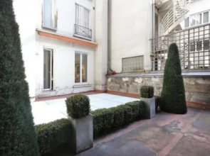 Matignon Terrace Apartment