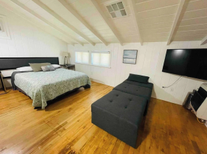 Peaceful Getaway In Studio City