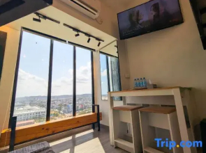 S&D family studio 4 pax w/ netflix & pool @Pollux