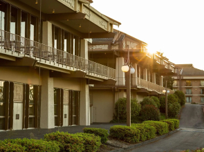 Holiday Inn Portland - Columbia Riverfront by IHG