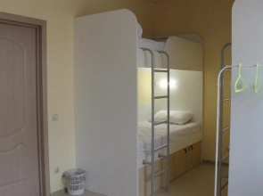 Berry-Hostel