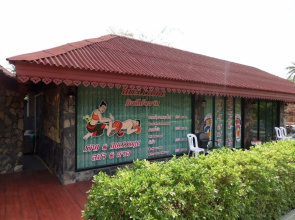 Two Tiger Resort & Spa