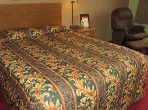 Super 8 by Wyndham Worthington Minnesota