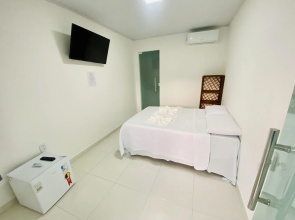 Piratas Do Morro Pousada - Hostel