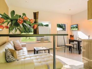 Nice Home in Pinnow With 2 Bedrooms and Wifi