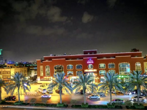 Business Inn Tahlia Hotel