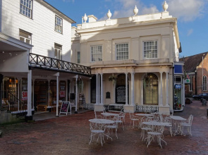 Beautiful 1-bed Apartment in Tunbridge Wells