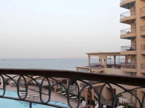 Sphinx Aqua Park Beach Resort