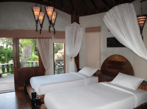 Malibu Beach Bungalows