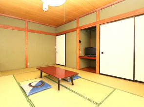 Sports Inn Aoyama Dori