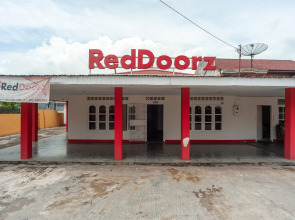 RedDoorz Syariah near Tugu Juang Jambi 3