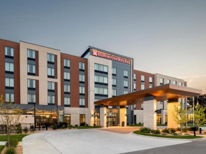 Hilton Garden Inn Milwaukee Brookfield Conference Center, WI
