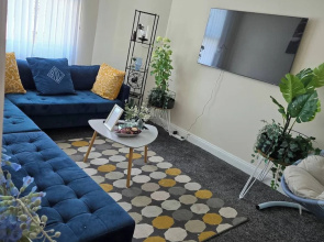 Glams 2beds Luxury Stylish Apartment