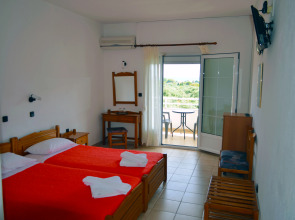 Отель Achillion