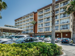 DreamView Beachfront Hotel & Resort