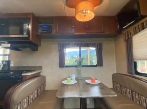 Camper House Col