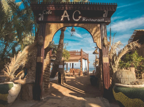 Lidia Dahab Hotel And restaurant