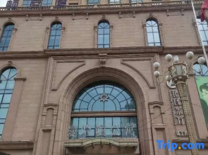 Manhattan Apartment (Harbin Sophia Church)