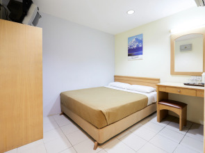 Tang City Hotel, Petaling Street, Merdeka PNB 118 Tower