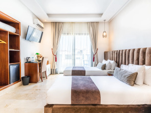 One hotel Casablanca