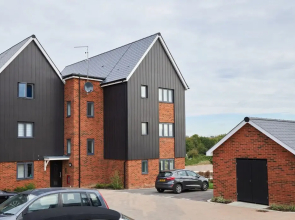 Ebbsfleet International Apartment