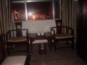 Guangxi Yulin Shenghao Business Hotel