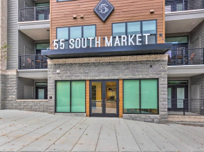 Walkable Downtown Asheville Condo w/ Balcony