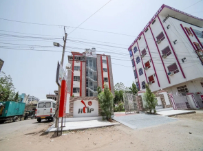 OYO 14816 Hotel Omni