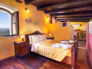 Red Villa - Fliskouni - 1 Bedroom Maisonette