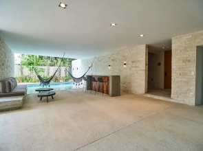 Pure Condos 304 By Lockey