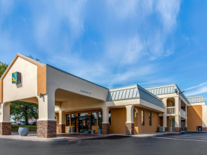 Quality Inn Athens I-65 / Huntsville Area West