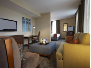 Hyatt Regency Buffalo / Hotel and Conference Center