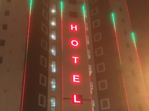Continental Salmiya Suite