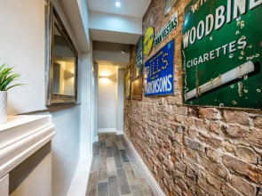 Host Apartments Picasso s Place I