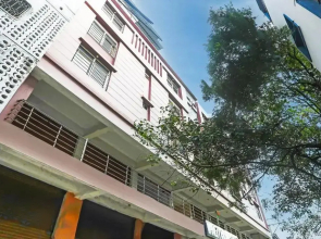 Hotel Raj Comfort Inn