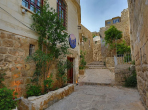 Aryan Otel