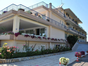 EpiHotel Odysseas