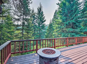 Peace in the Pines: Cle Elum Cabin w/ Trail!