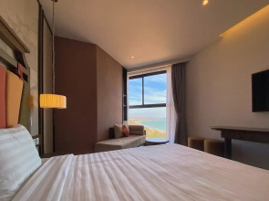 Apec Mandala Wyndham Suite Family