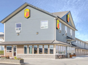 High Point Inn & Suites Peace River