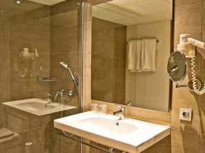 BQ Augusta Hotel